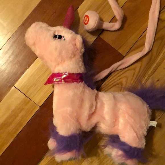 Unicorn book and toy bundle - Picture 4 of 4